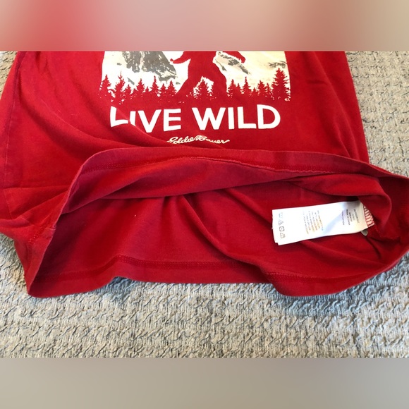 Eddie Bauer Live Wild Bigfoot Longsleeve red Tee Medium - Picture 4 of 9